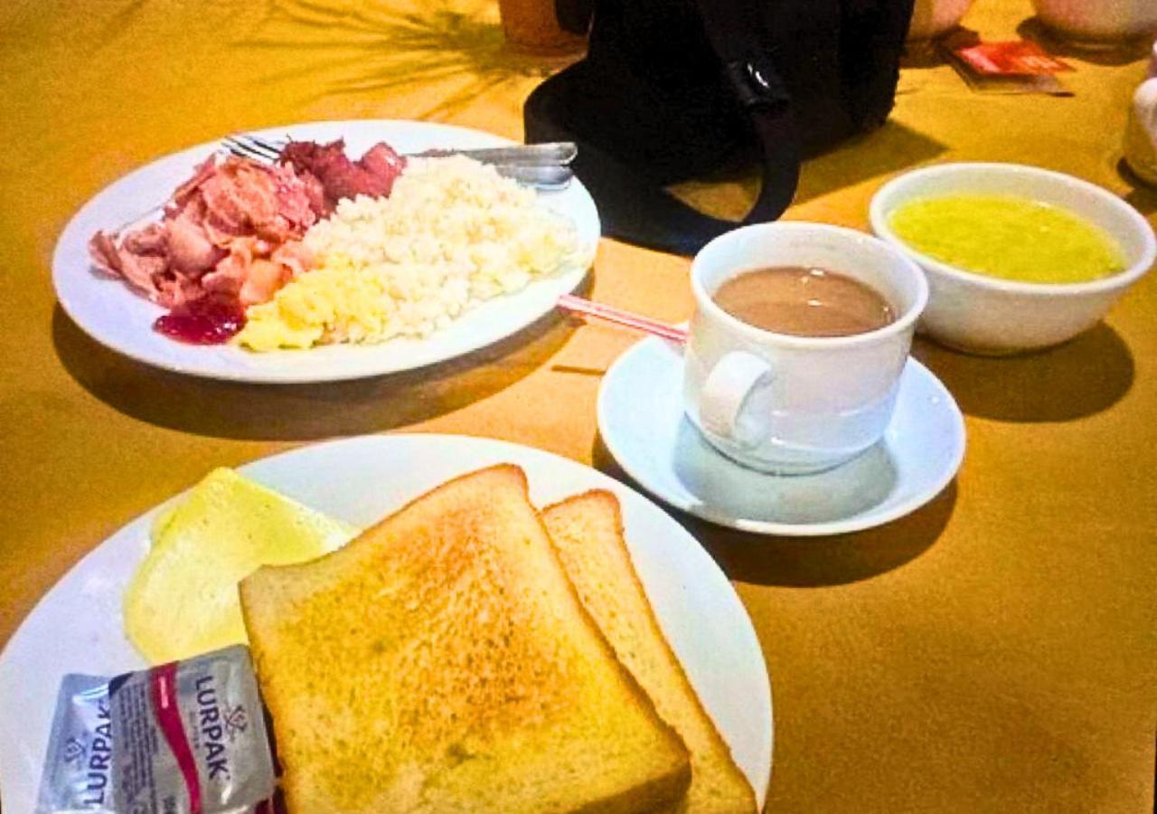לאהור Doves Inn Hotel Kalma Chowk מראה חיצוני תמונה