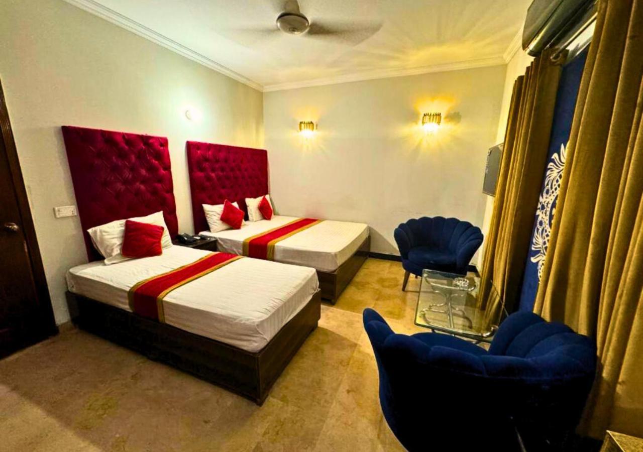 לאהור Doves Inn Hotel Kalma Chowk מראה חיצוני תמונה