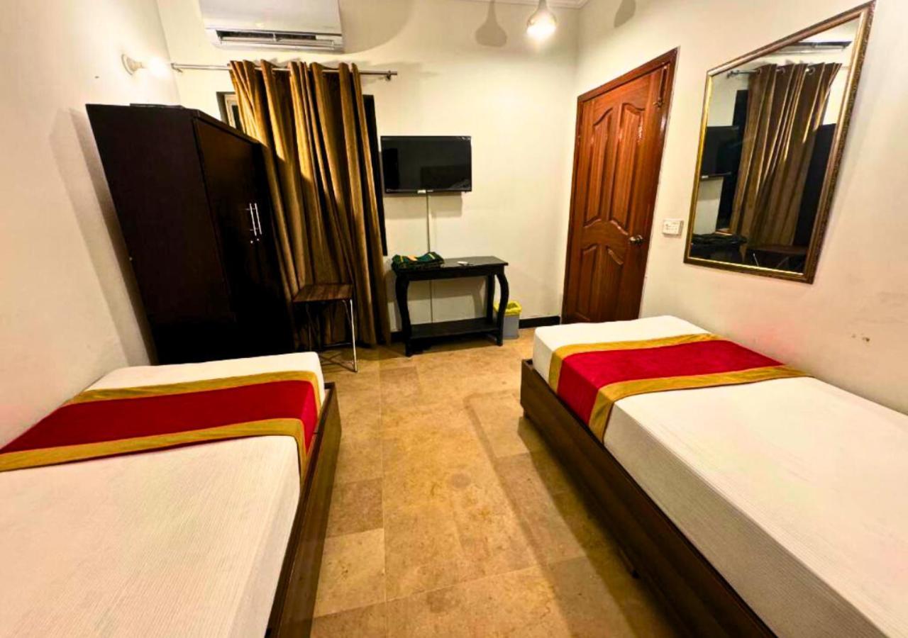 לאהור Doves Inn Hotel Kalma Chowk מראה חיצוני תמונה